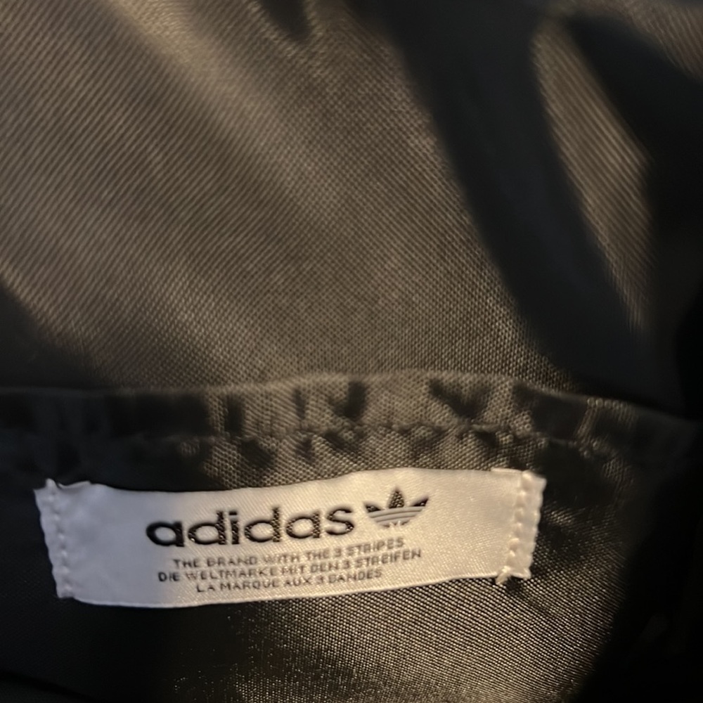 Adidas - Picture 6 of 7